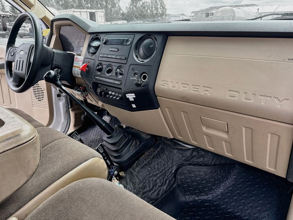 2008 Ford Super Duty F-550 DRW XL