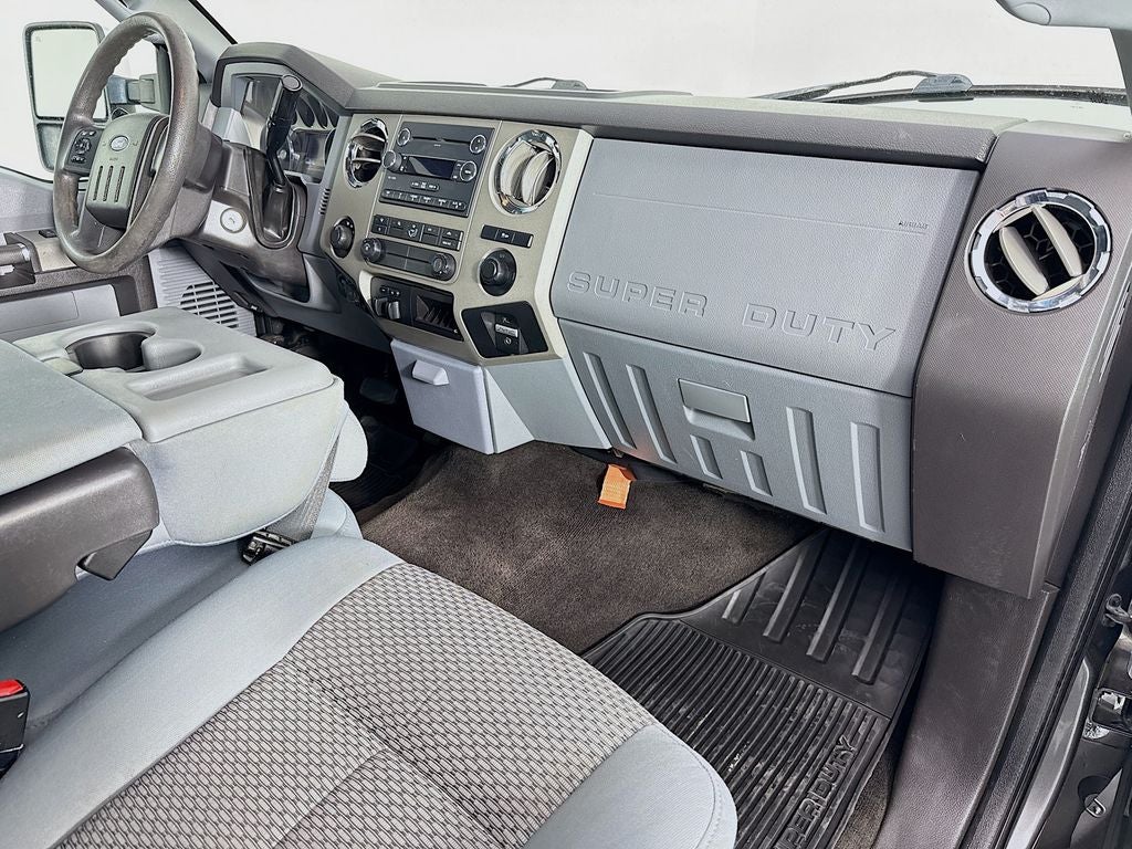 2016 Ford Super Duty F-350 SRW Platinum