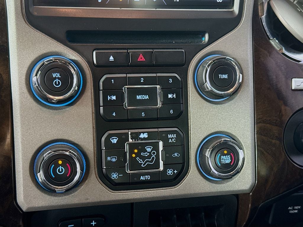 2016 Ford Super Duty F-350 SRW Platinum