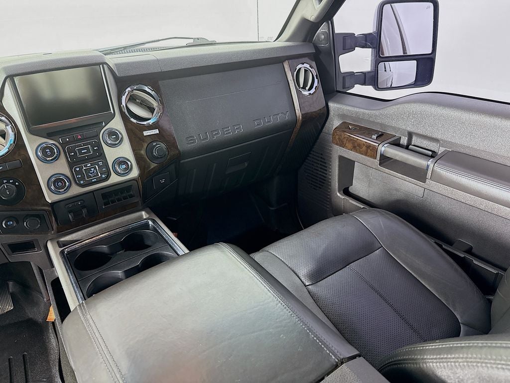 2016 Ford Super Duty F-350 SRW Platinum