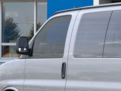 2025 Chevrolet Express Passenger 3500 1LT