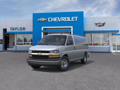 2025 Chevrolet Express Passenger 3500 1LT