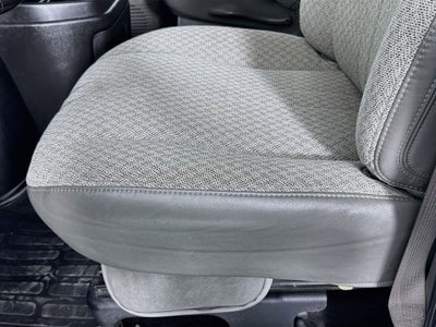 2023 Chevrolet Express Passenger 3500 1LS