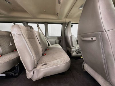 2023 Chevrolet Express Passenger 3500 1LS