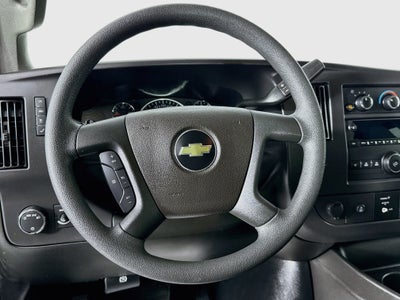 2024 Chevrolet Express Passenger 3500 1LT