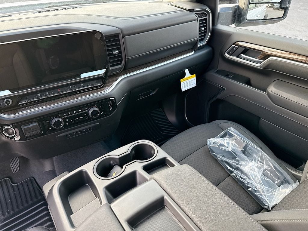 2026 Chevrolet Silverado 3500 HD Chassis Cab LT