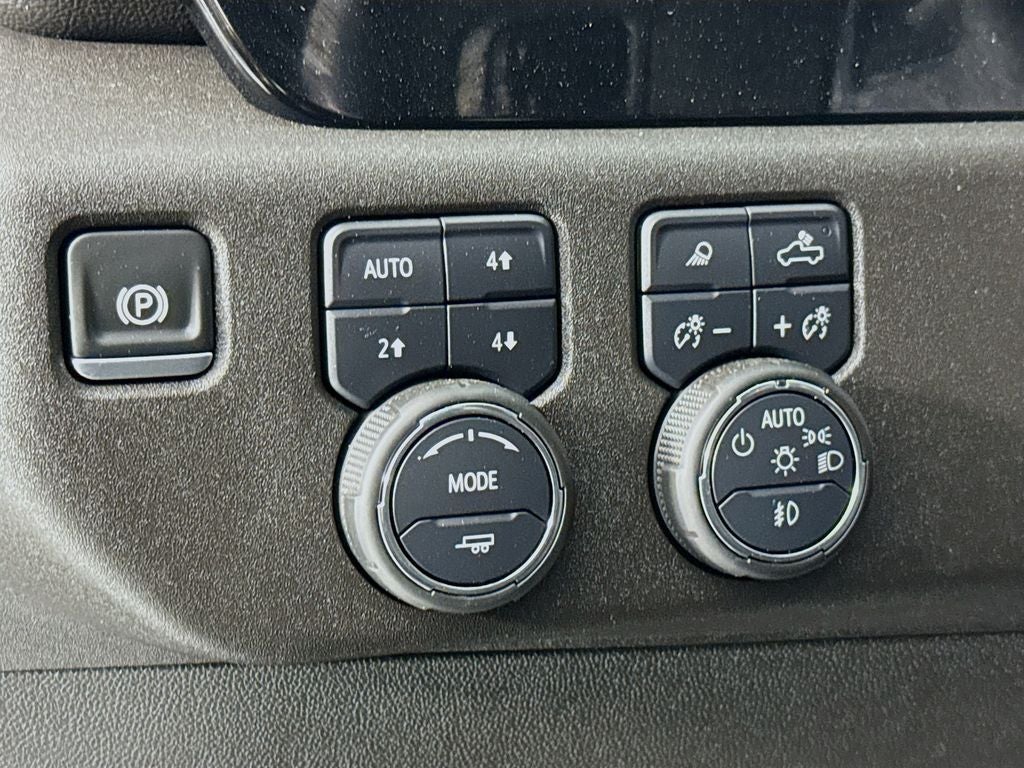 2025 Chevrolet Silverado 3500 HD LTZ