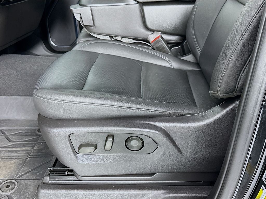 2025 Chevrolet Silverado 3500 HD LTZ