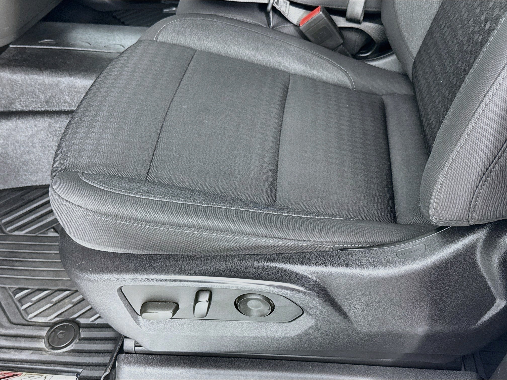 2022 Chevrolet Silverado 1500 RST - Photo 19