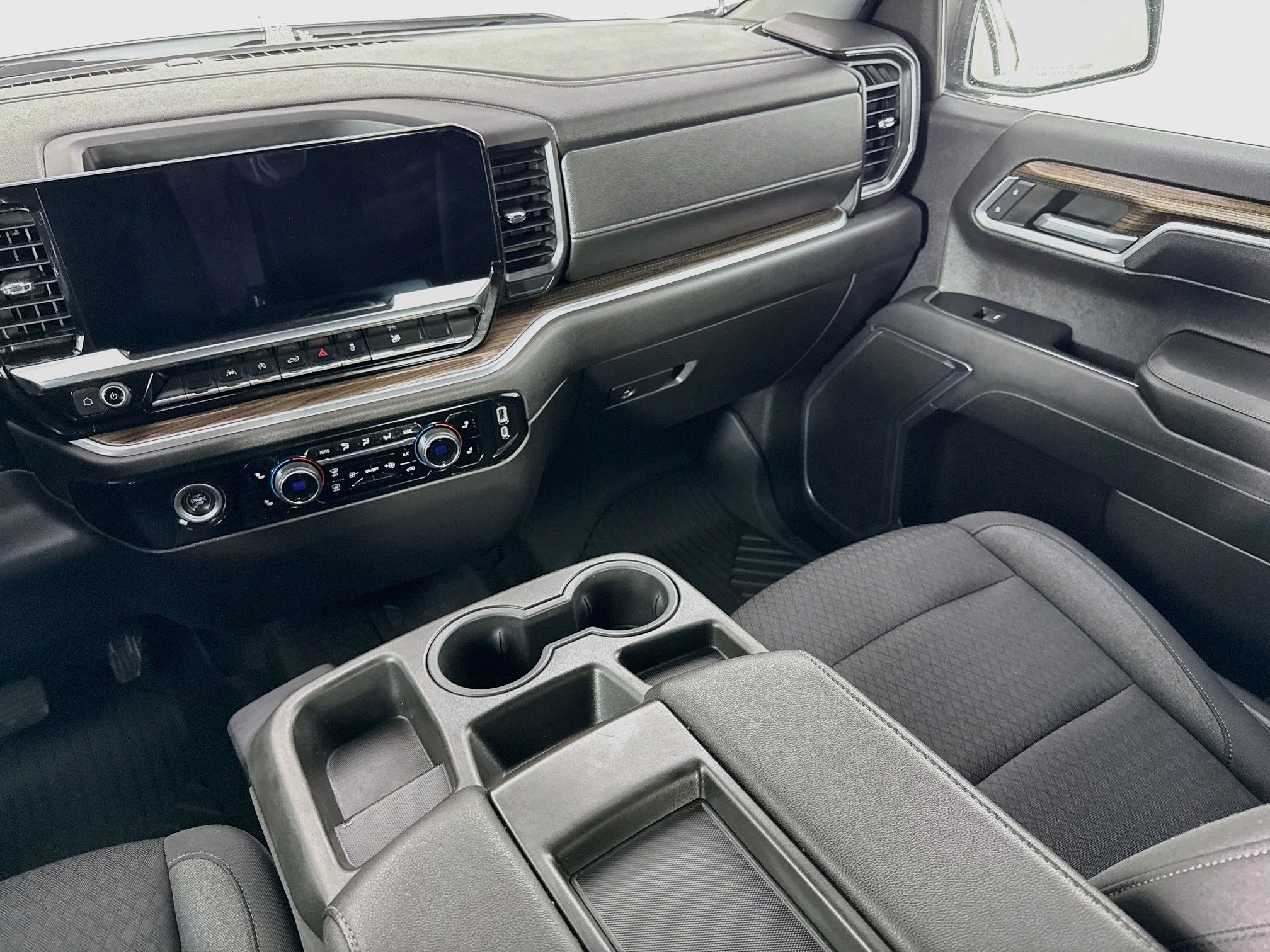 2022 Chevrolet Silverado 1500 RST - Photo 23