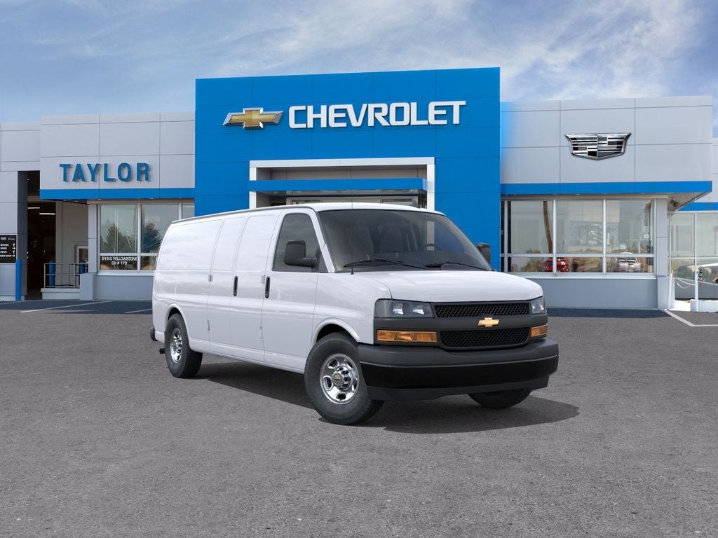 2025 Chevrolet Express Cargo 3500 WT