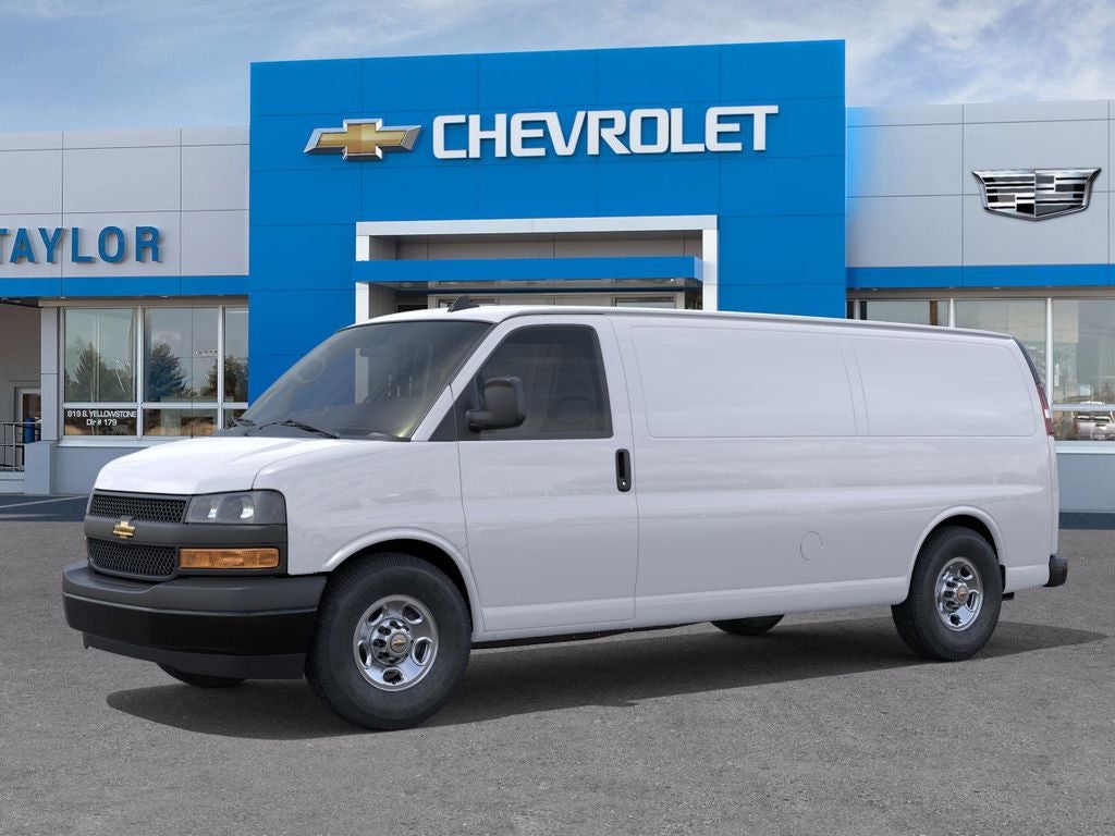 2025 Chevrolet Express Cargo 3500 WT