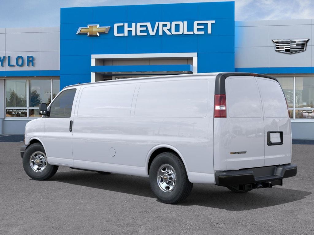2025 Chevrolet Express Cargo 3500 WT
