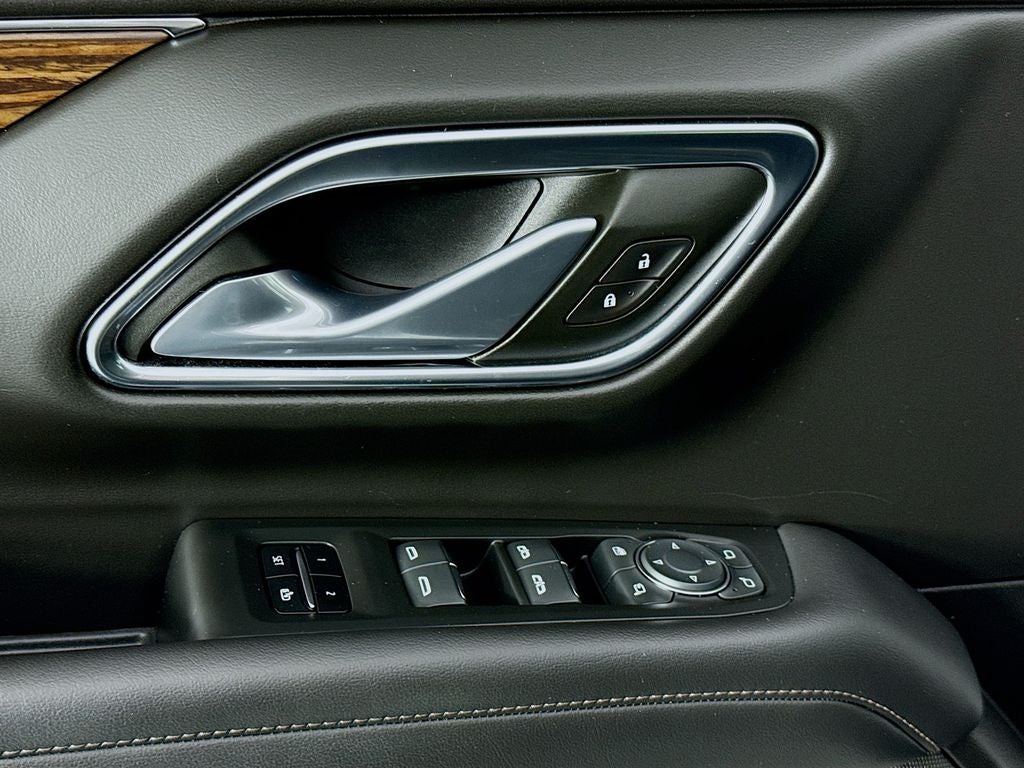 2022 Chevrolet Suburban High Country