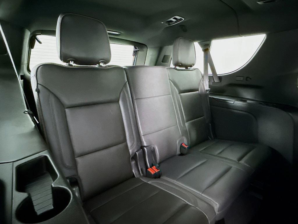 2022 Chevrolet Suburban High Country
