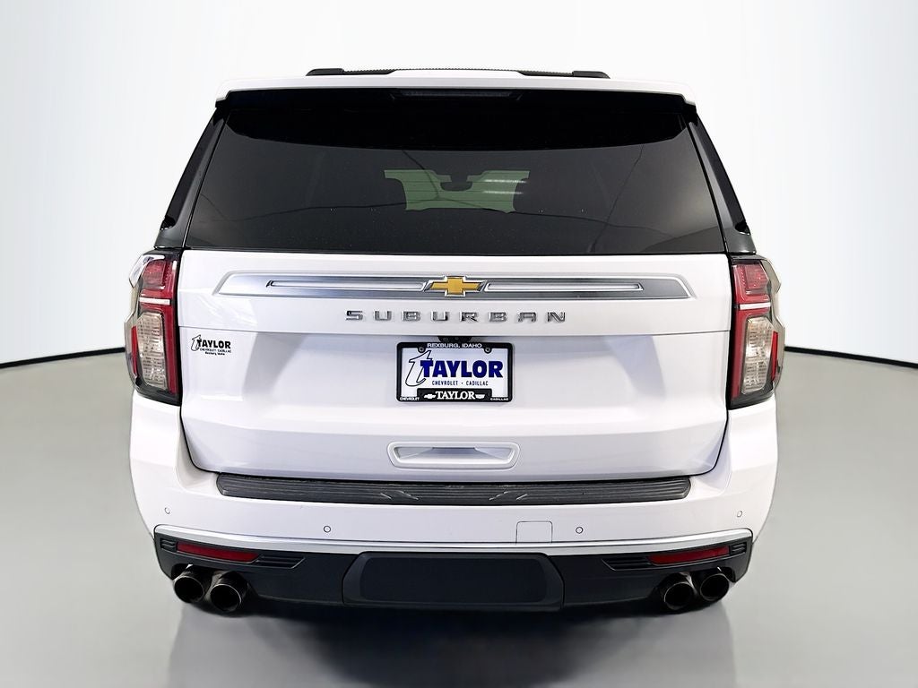 2022 Chevrolet Suburban High Country