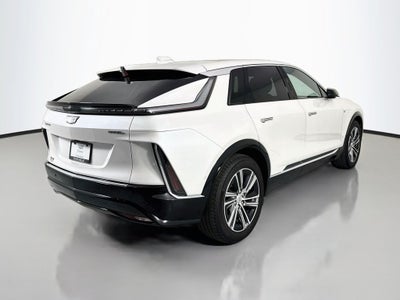2024 Cadillac LYRIQ Luxury 2