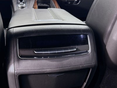 2022 Cadillac Escalade ESV Premium Luxury