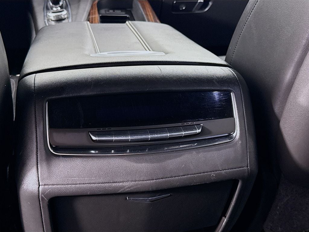 2022 Cadillac Escalade ESV Premium Luxury
