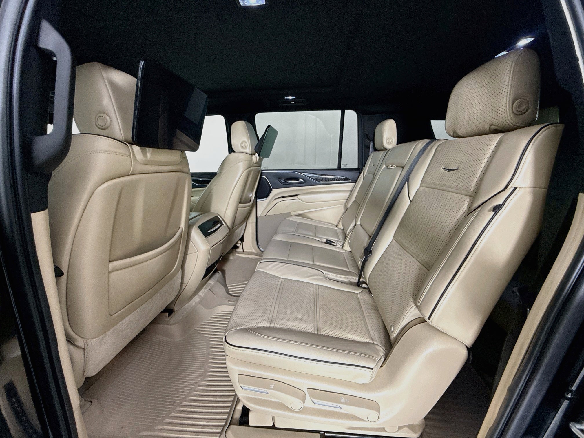 2021 Cadillac Escalade ESV Premium Luxury