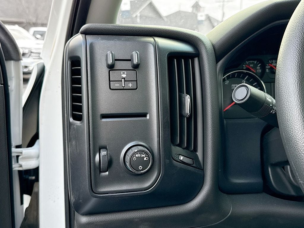 2023 Chevrolet Silverado 5500 HD Work Truck