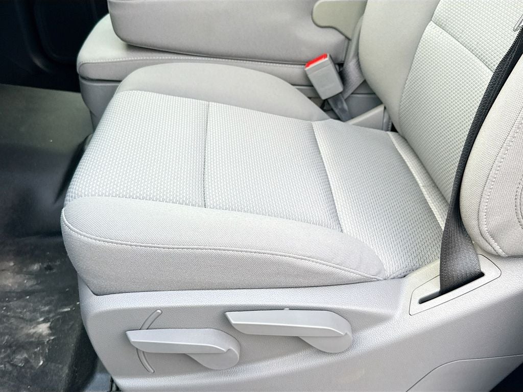 2023 Chevrolet Silverado 5500 HD Work Truck