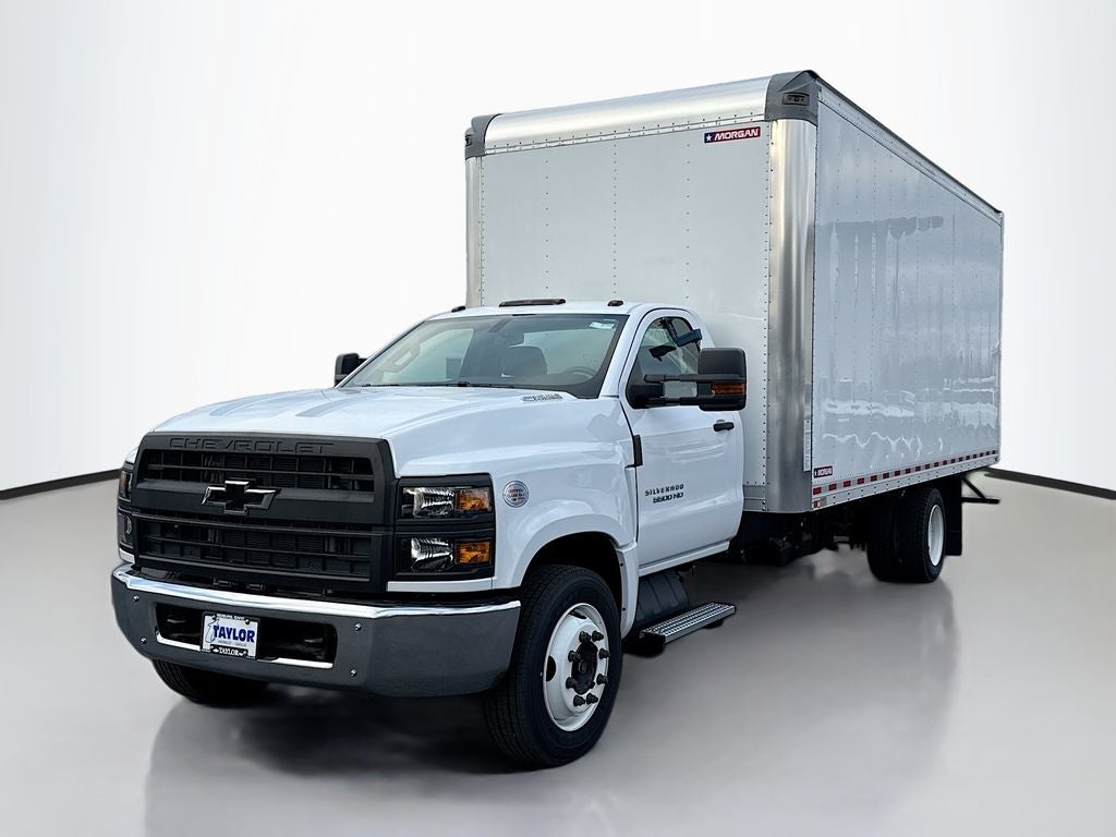 2023 Chevrolet Silverado 5500 HD Work Truck