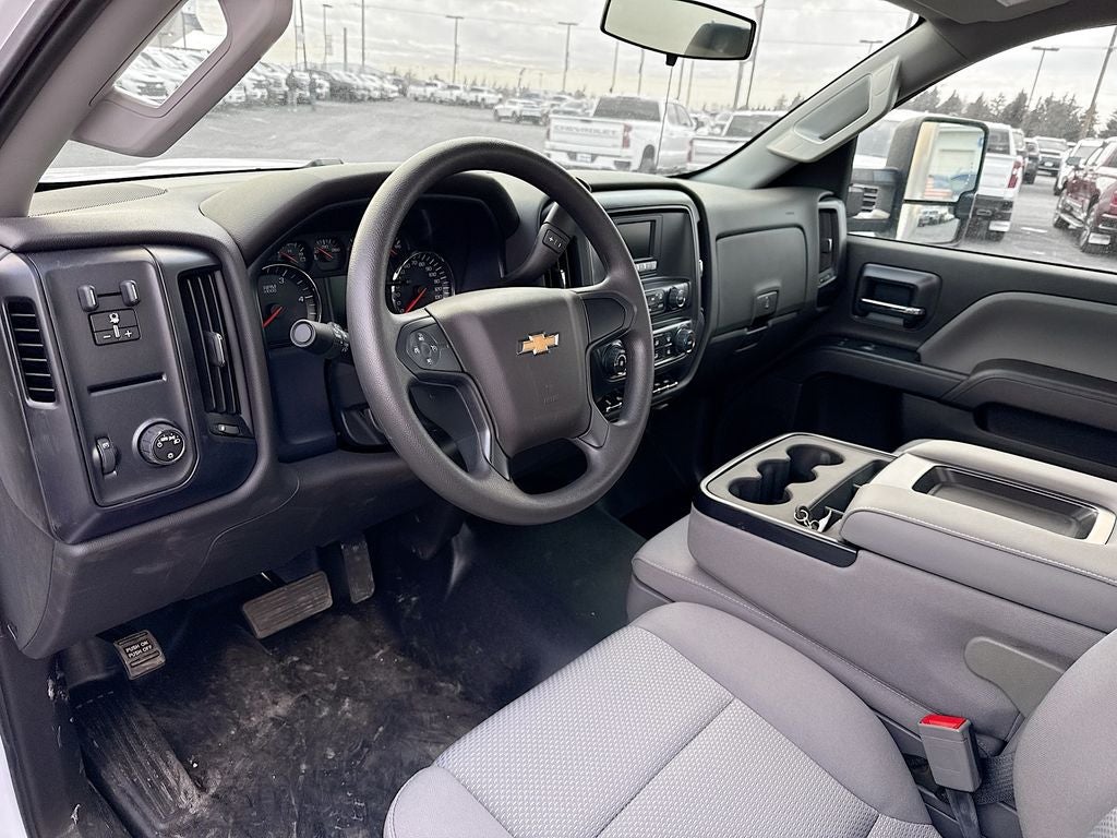 2023 Chevrolet Silverado 5500 HD Work Truck