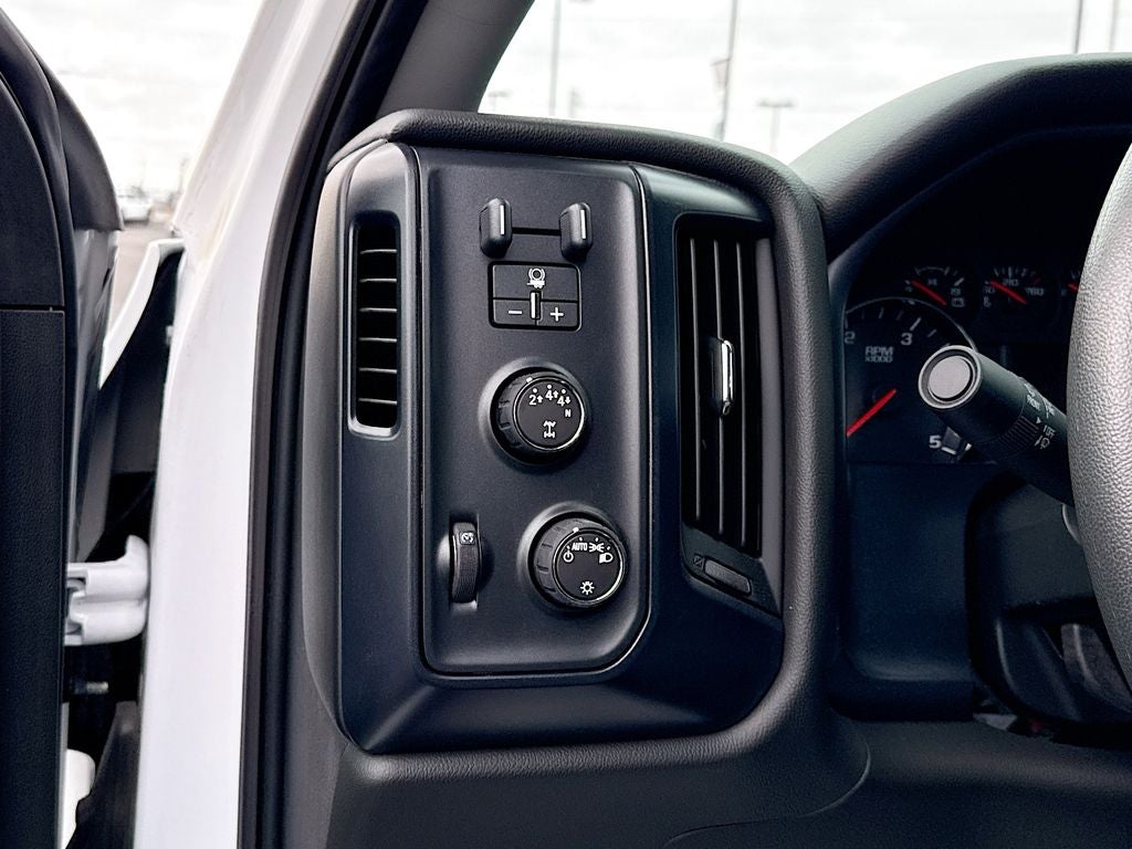 2024 Chevrolet Silverado 6500 HD Work Truck