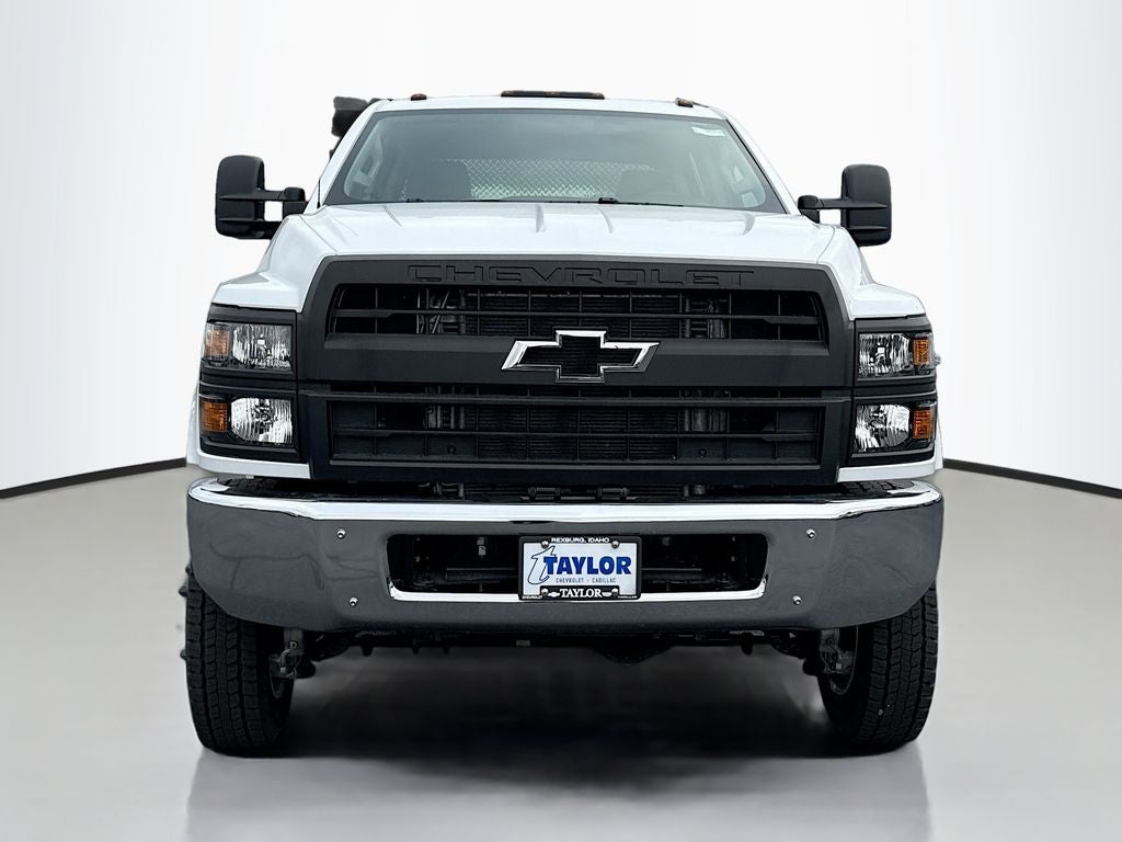 2024 Chevrolet Silverado 6500 HD Work Truck