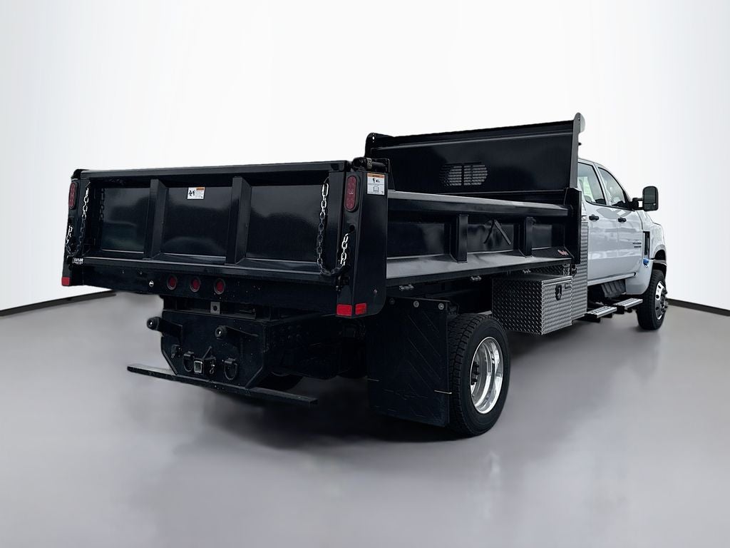 2024 Chevrolet Silverado 6500 HD Work Truck