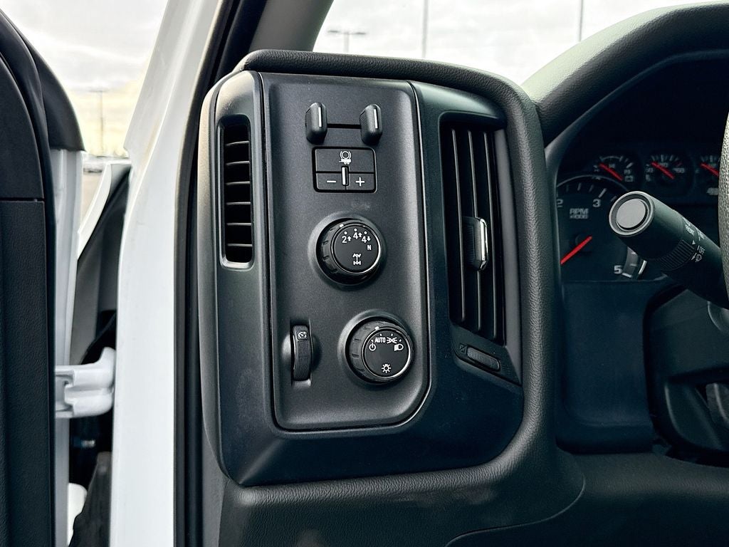 2024 Chevrolet Silverado 6500 HD Work Truck