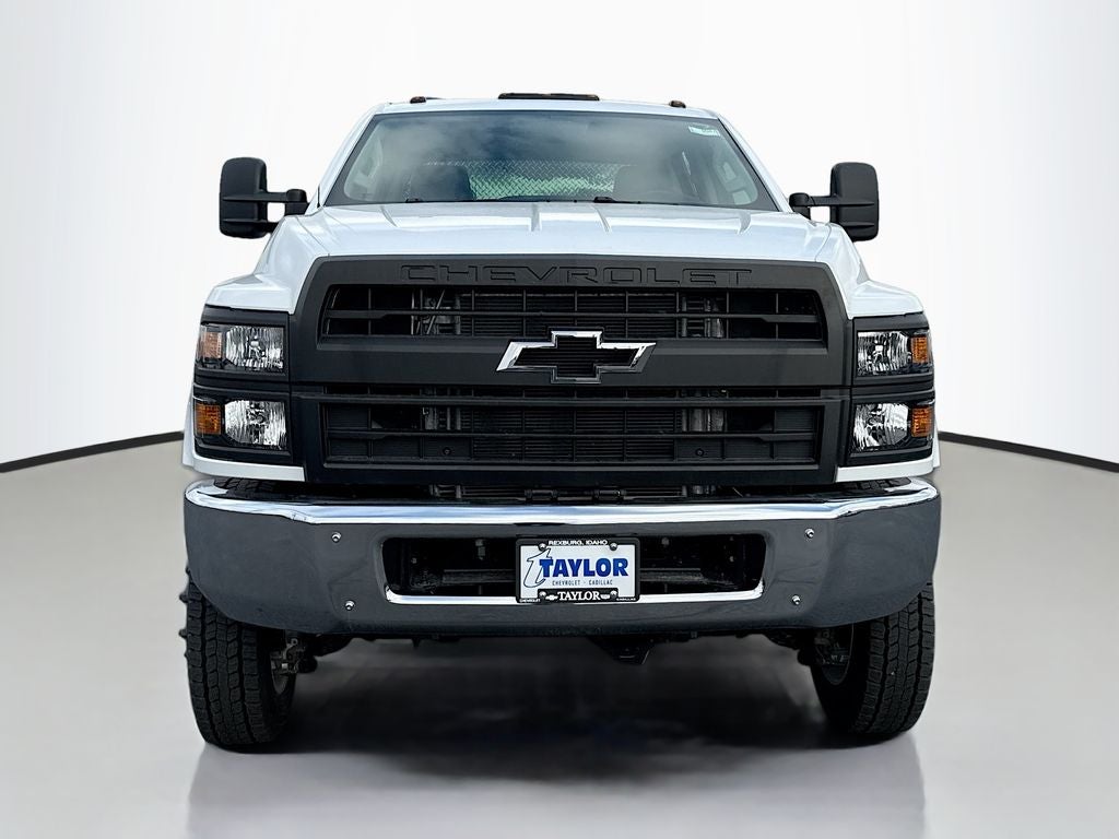 2024 Chevrolet Silverado 6500 HD Work Truck