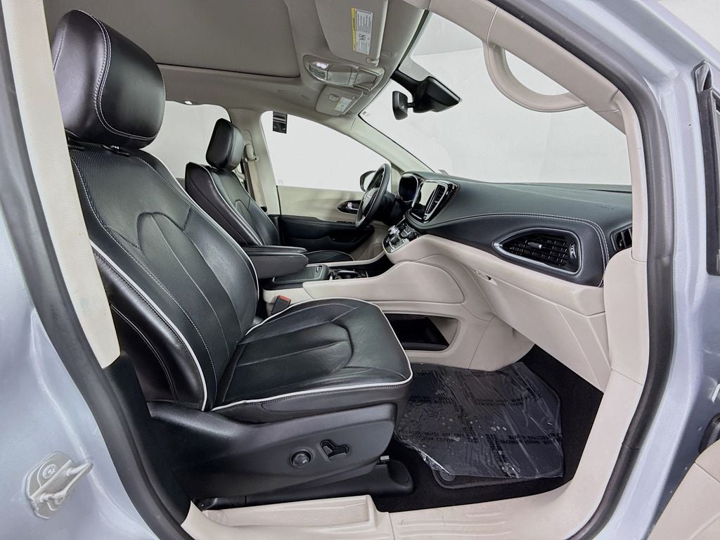 2023 Chrysler Pacifica Hybrid Limited