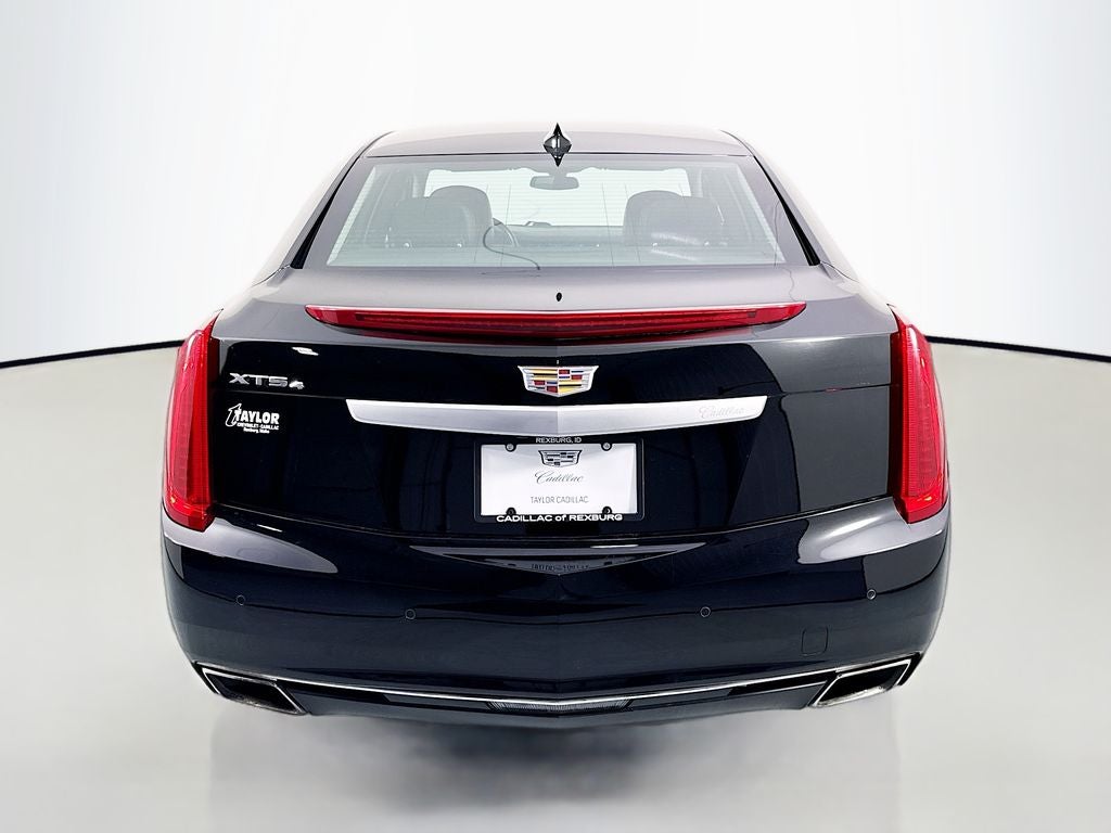 2016 Cadillac XTS Luxury Collection