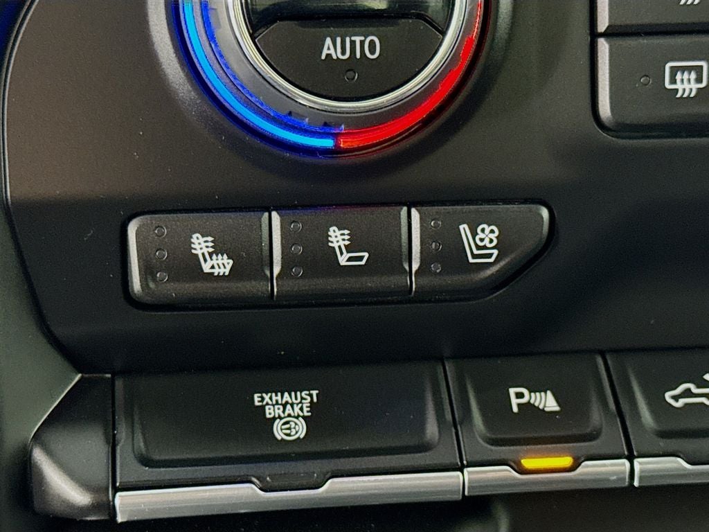 2023 Chevrolet Silverado 3500 HD High Country