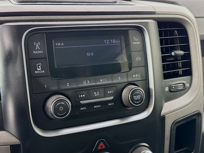 2018 RAM 3500 Tradesman Crew Cab 4x4 8' Box