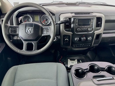 2018 RAM 3500 Tradesman Crew Cab 4x4 8' Box