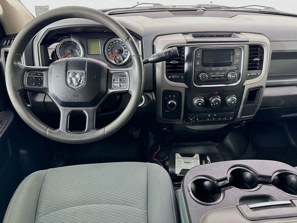 2018 RAM 3500 Tradesman Crew Cab 4x4 8' Box