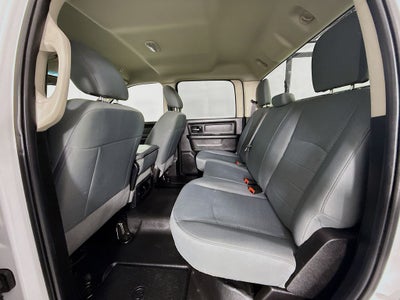 2018 RAM 3500 Tradesman Crew Cab 4x4 8' Box