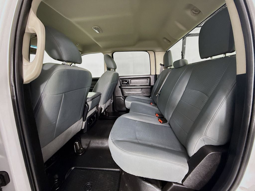 2018 RAM 3500 Tradesman Crew Cab 4x4 8' Box