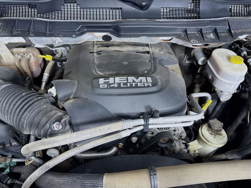 2018 RAM 3500 Tradesman Crew Cab 4x4 8' Box