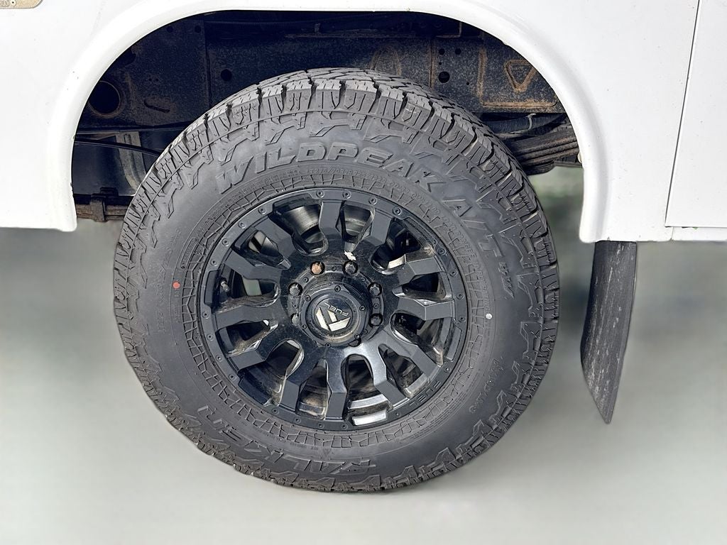 2018 RAM 3500 Tradesman Crew Cab 4x4 8' Box