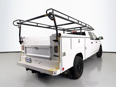 2018 RAM 3500 Tradesman Crew Cab 4x4 8' Box