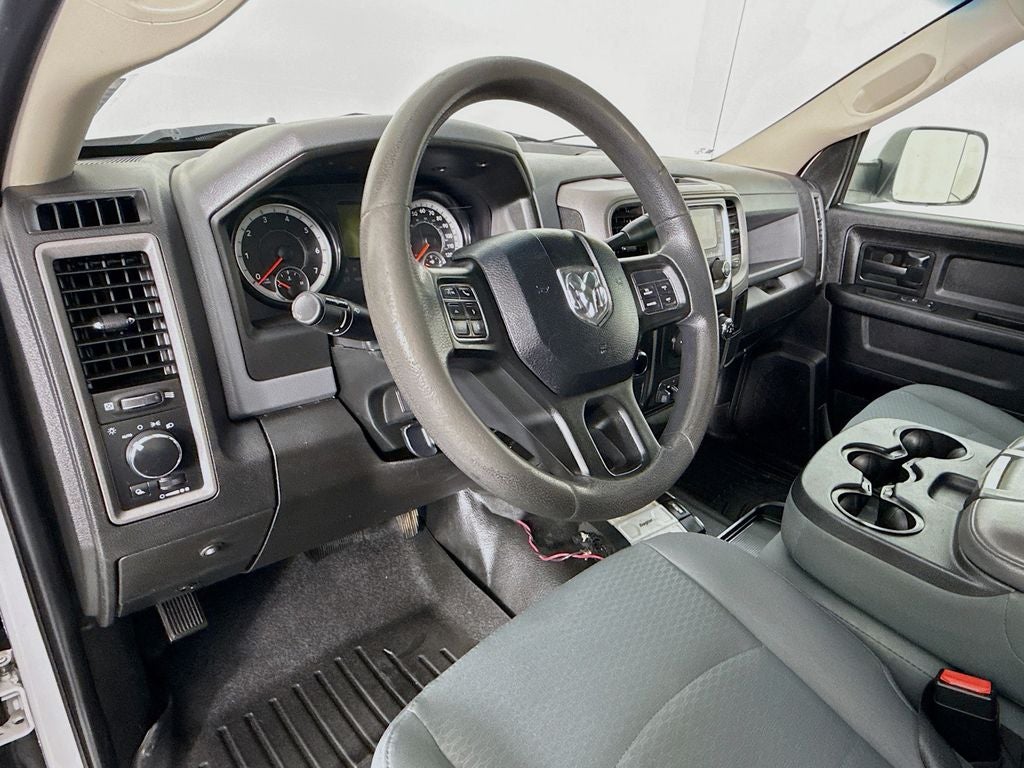 2018 RAM 3500 Tradesman Crew Cab 4x4 8' Box