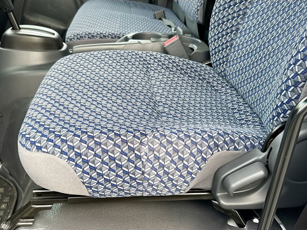 2024 Chevrolet Low Cab Forward 4500 MEDIUM ASH GRAY