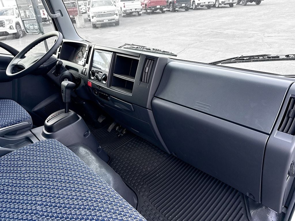 2024 Chevrolet Low Cab Forward 4500 MEDIUM ASH GRAY