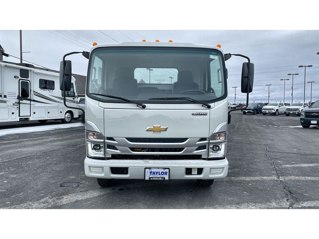 2024 Chevrolet Low Cab Forward 4500 MEDIUM ASH GRAY