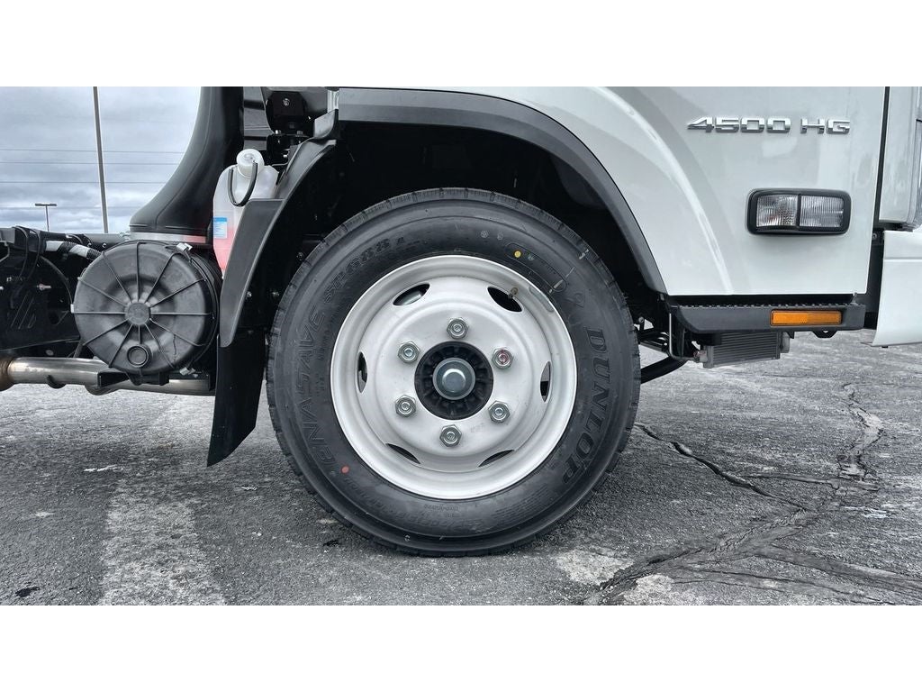 2024 Chevrolet Low Cab Forward 4500 MEDIUM ASH GRAY