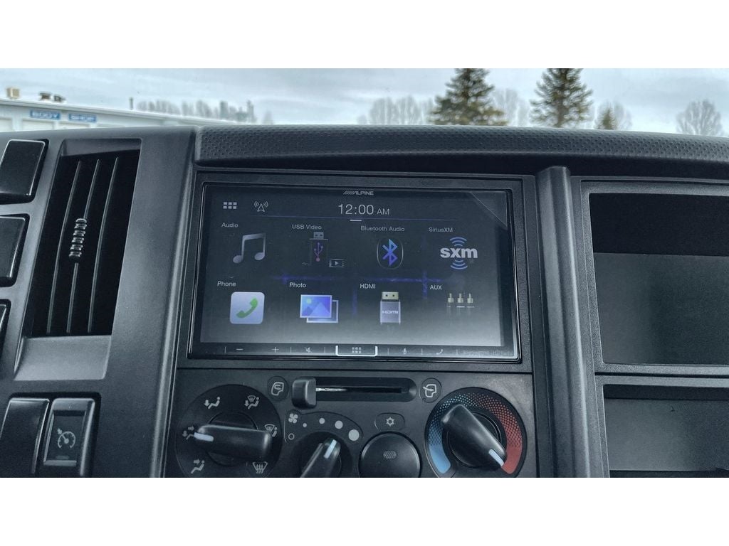 2024 Chevrolet Low Cab Forward 4500 MEDIUM ASH GRAY